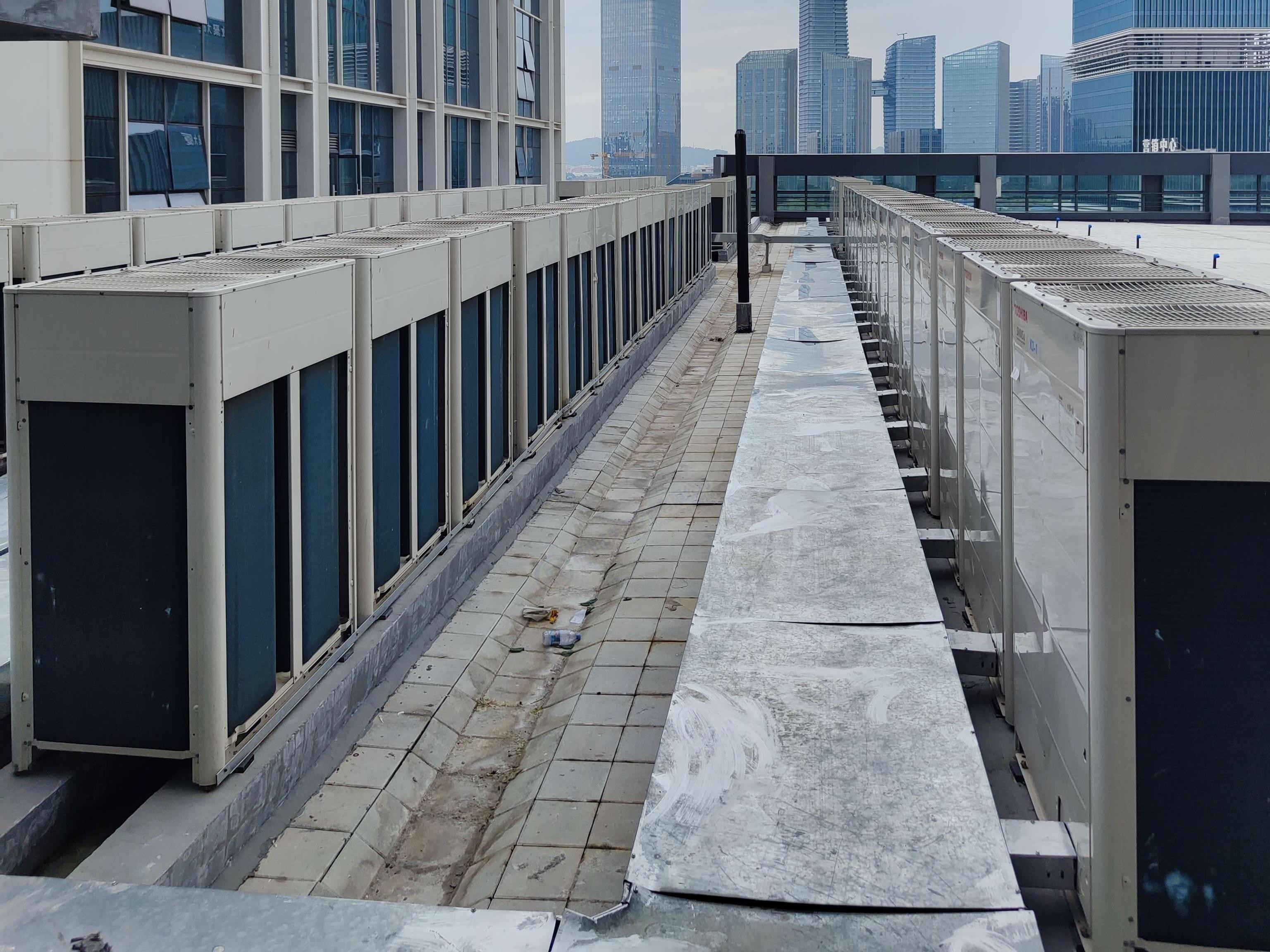 某公司主機末端清洗